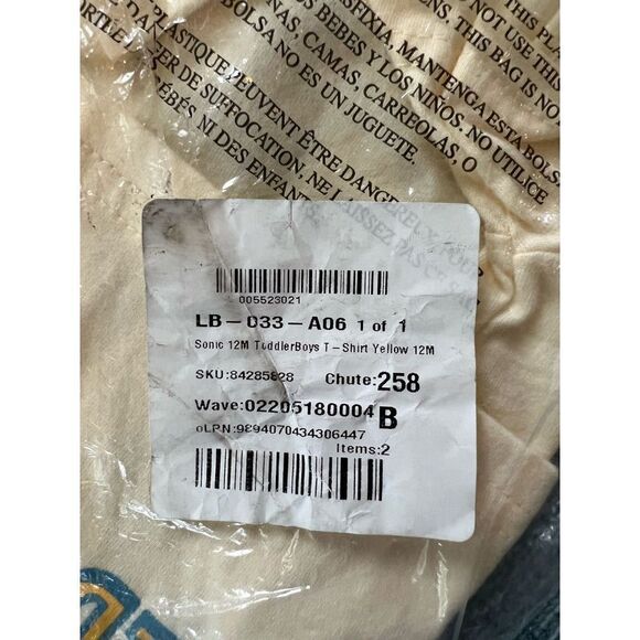 New! Sonic The Hedgehog Kickin It Short Sleeve Tee 12 Months - Picture 5 of 5